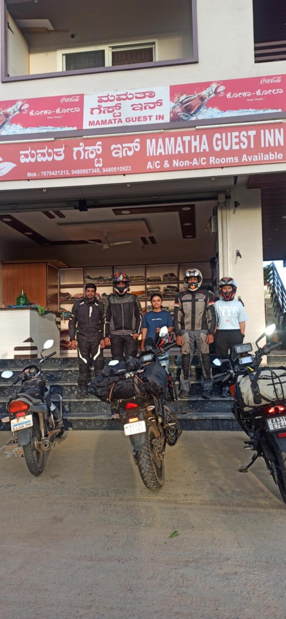 Mamatha Guest Inn Hampi Kültér fotó